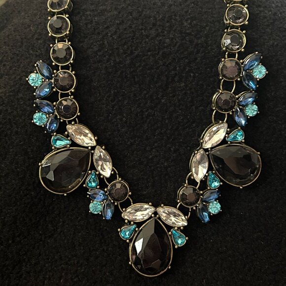 Jewelry - Black Rhinestone Statement Necklace